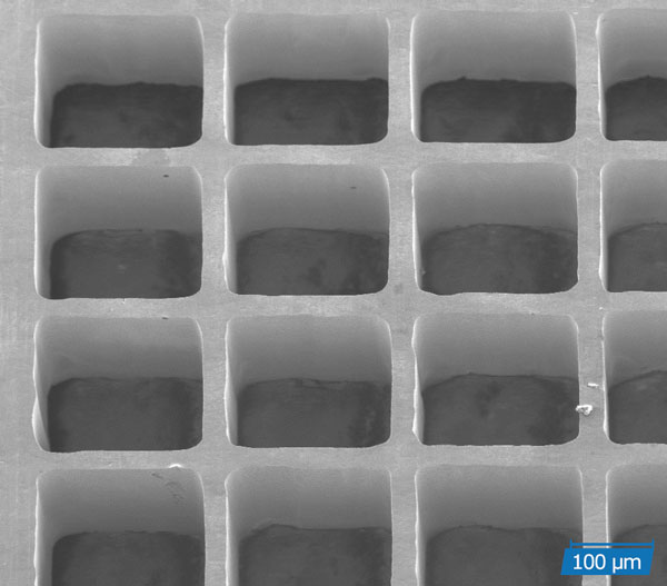 激光精密鉆孔 ? 速度極快，磨損最小(圖6)