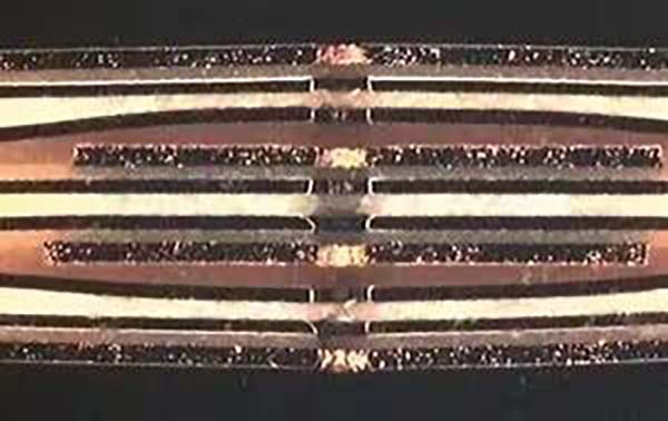 激光雕刻 使用紫外激光設備對PCB印刷電路板加工的工藝(圖3)