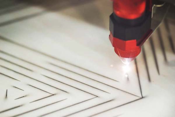 激光焊接機(jī)和激光切割機(jī)之間有什么區(qū)別呢？(圖1)