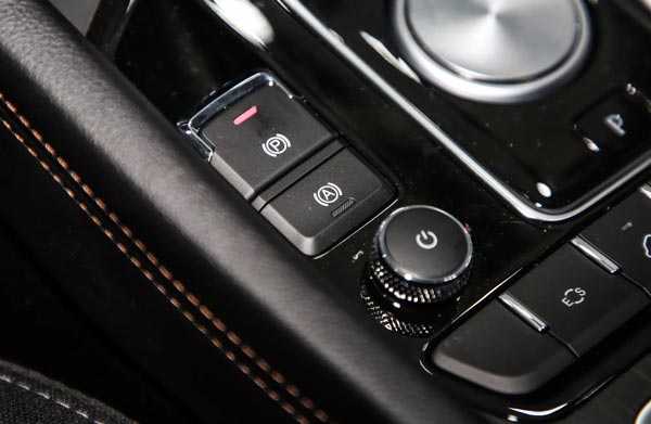 汽車標(biāo)識(shí)logo都是如何進(jìn)行打標(biāo)的？答案是用激光打標(biāo)機(jī)！(圖3)